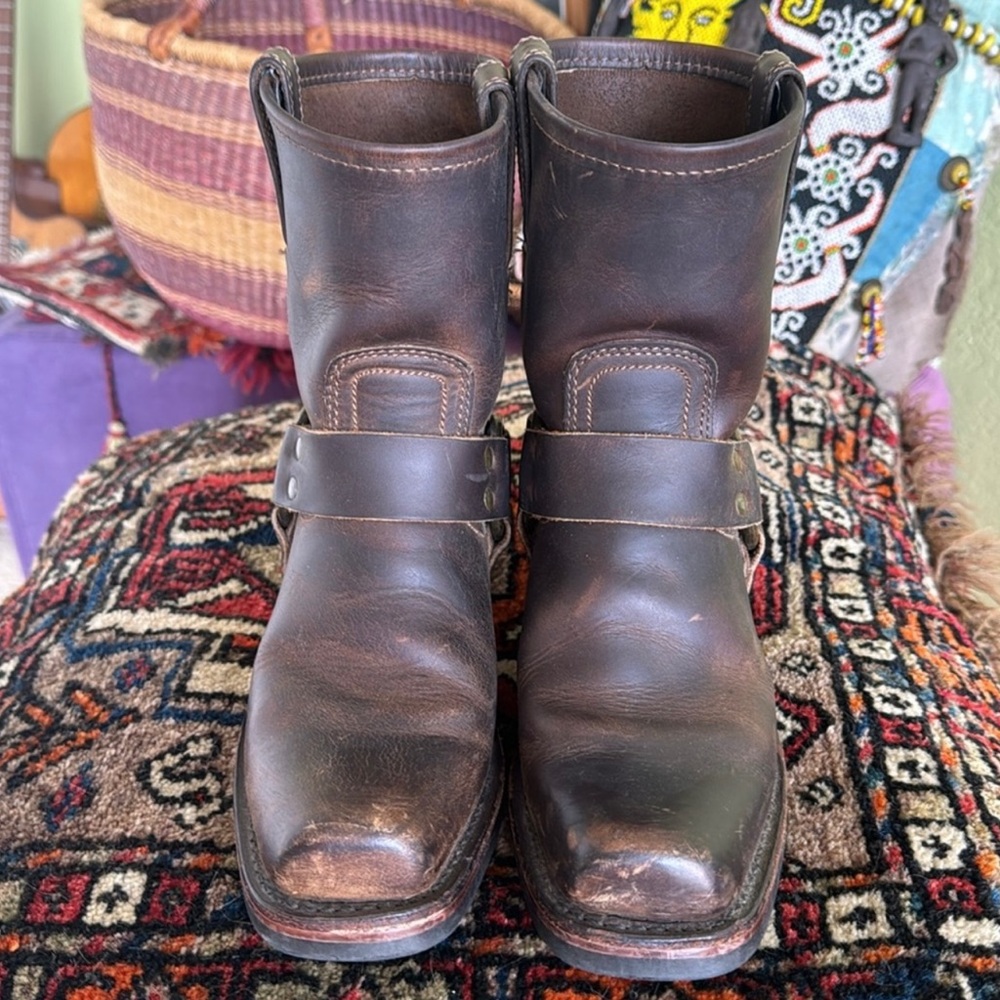 Vintage Frye biker boots. 5.5 excellent condition